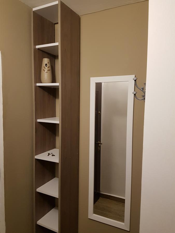 Woodstone Apartment Ploiesti Ngoại thất bức ảnh